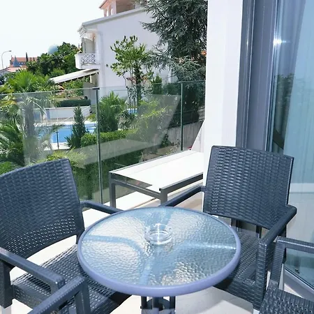 Apartament In Ziza, Rooftop Swimming Pool *